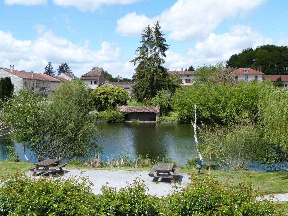 Domaine Des Hameaux Du Lac - Bg Saint-Pardoux  Exterior photo